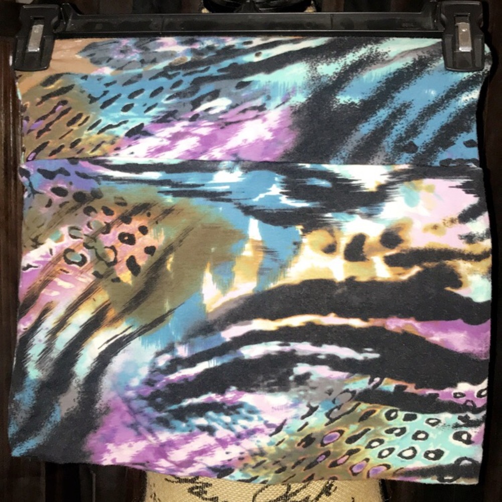 Multi Color Mini Skirt - Picture 3 of 4